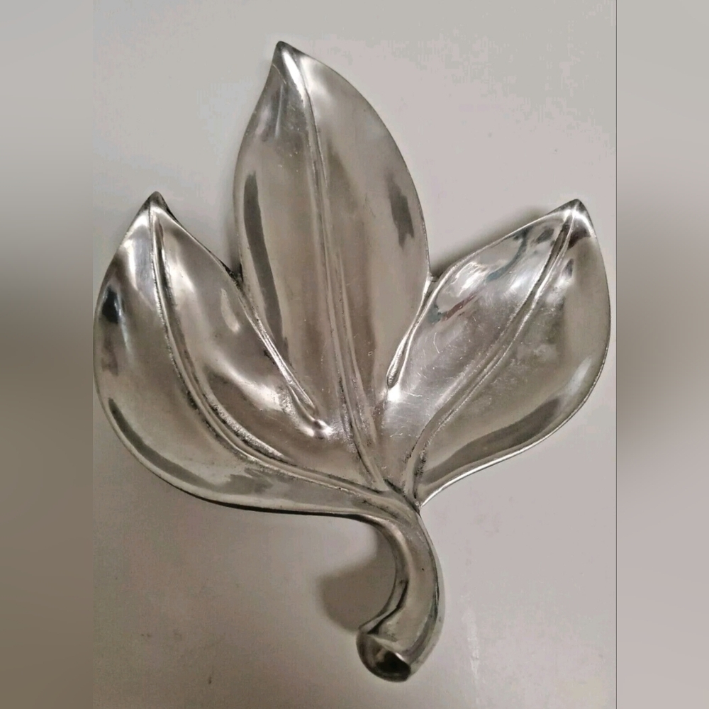 Bruce Fox Signed Aluminum 3 Leaf  Modernist Tray MCM 9.5"×7.5" Pre-owned